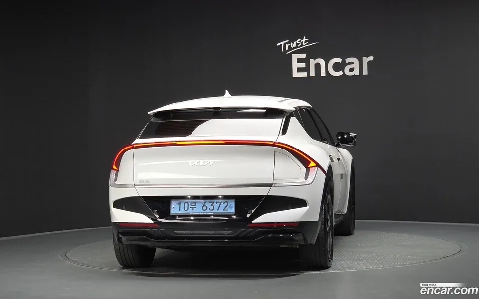 Kia EV6 2WD 2025 — thumbnail 4