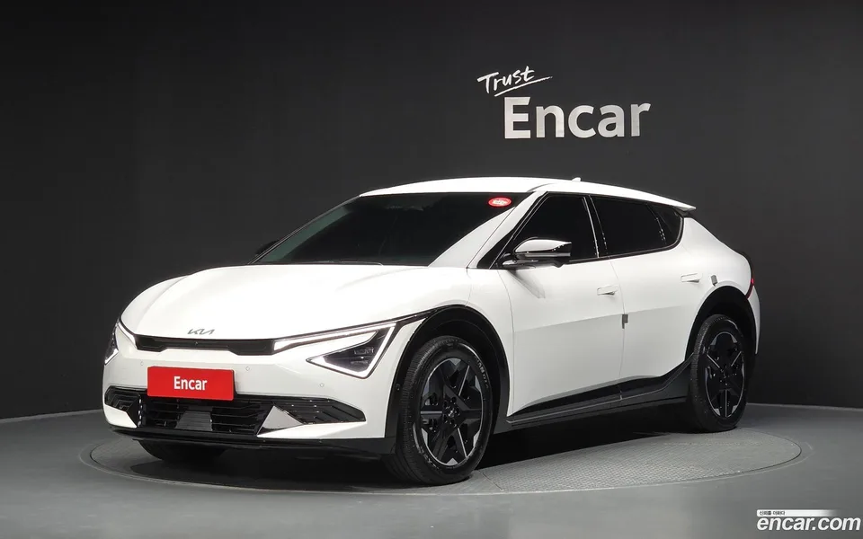 Kia EV6 2WD 2025 — photo 1, buy with delivery to Moscow