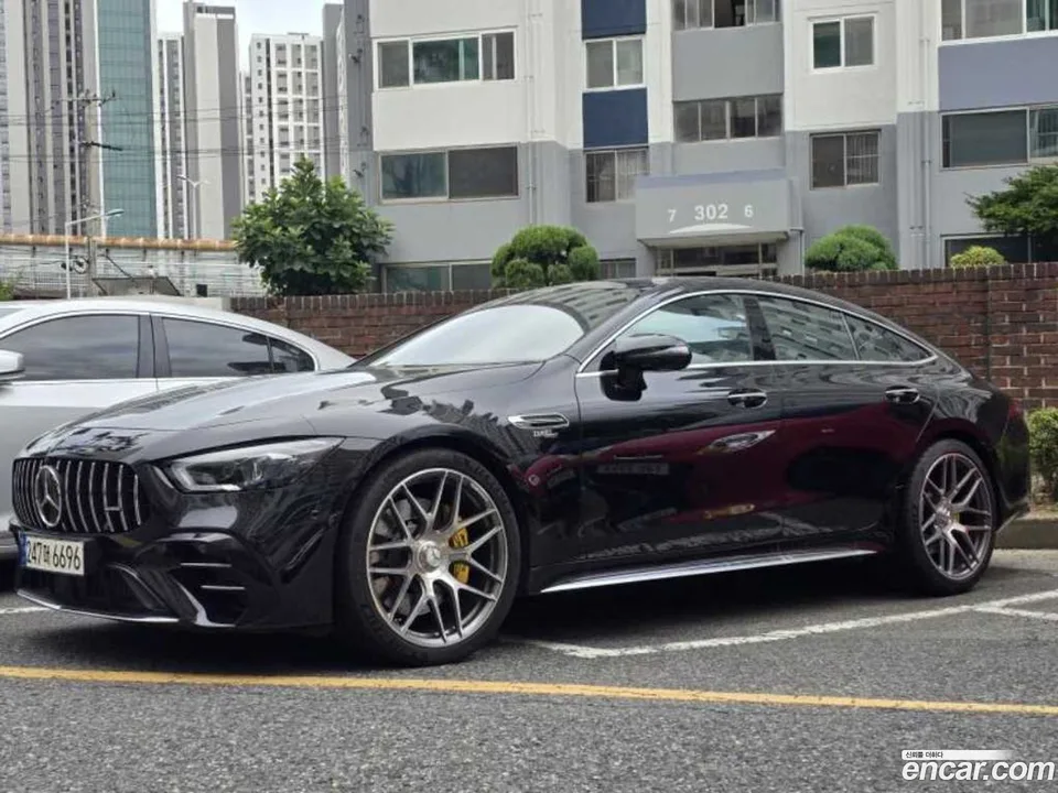 Mercedes-Benz AMG GT 4 43 4MATIC+ 2023 — photo 1, buy with delivery to Moscow
