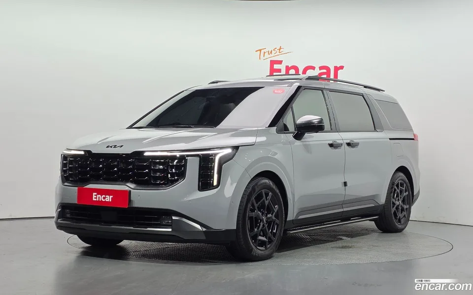 Kia Carnival 9 2024 — photo 1, buy with delivery to Moscow