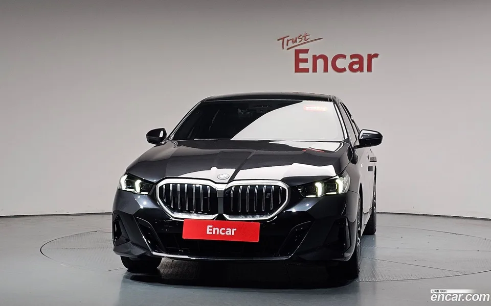 BMW i5 eDrive 40 M 2024 — thumbnail 3