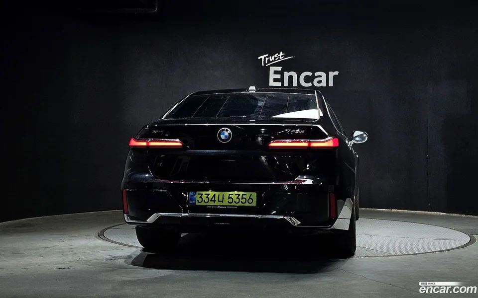 BMW 7 Series 740d xDrive M 2025 — thumbnail 4