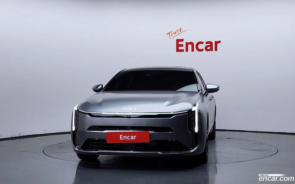 Kia K8 Hybrid 2025 — thumbnail 3