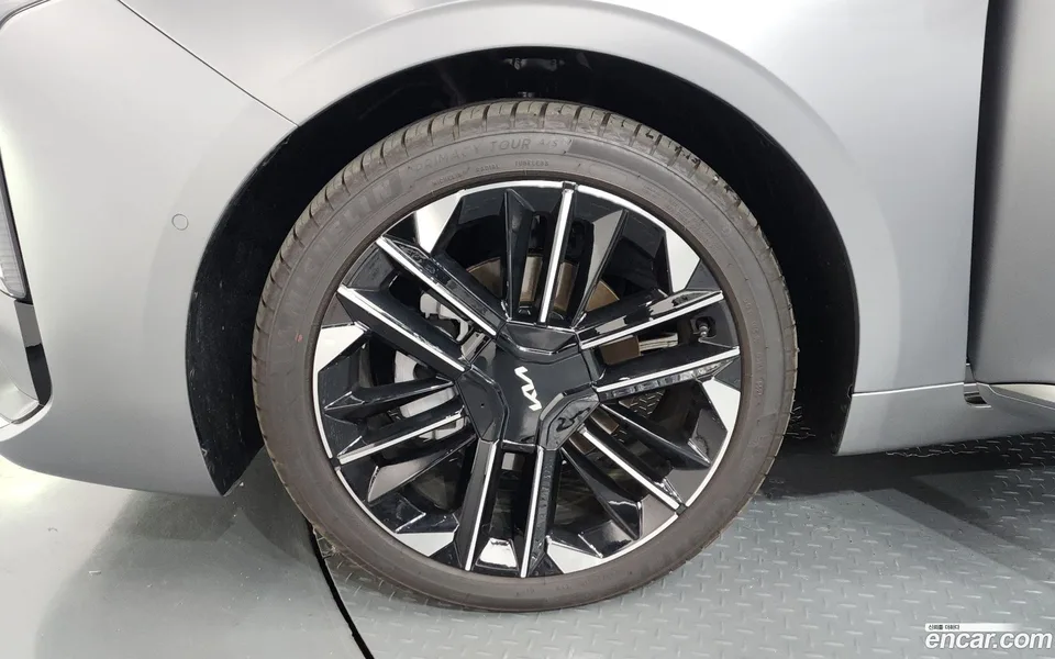 Kia K8 Hybrid 2025 — thumbnail 5
