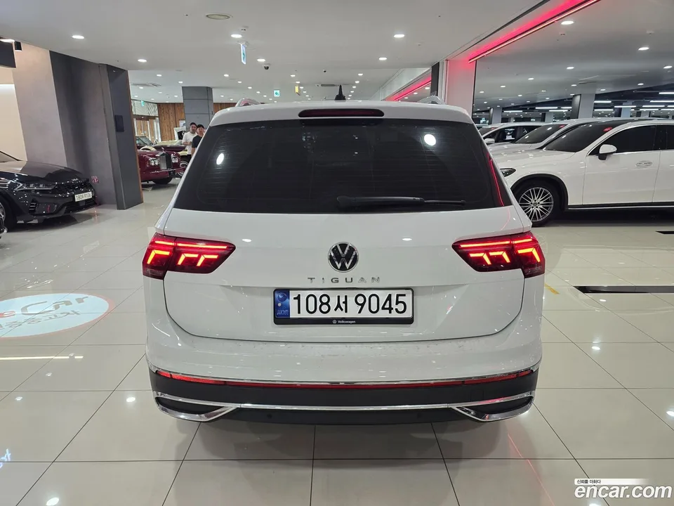 Volkswagen Tiguan 2.0 TDI 2023 — thumbnail 4