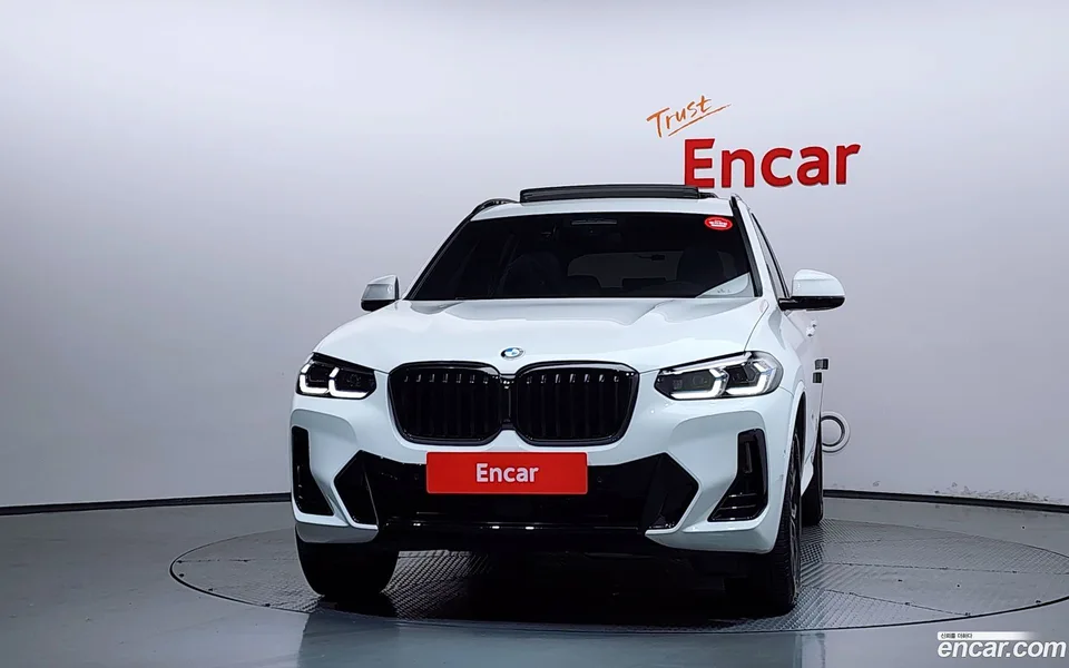 BMW X3 xDrive 20i M 2023 — thumbnail 3
