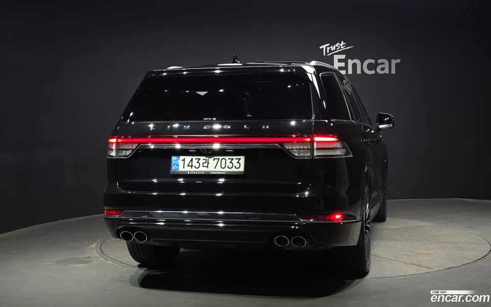 Lincoln Aviator 3.0 AWD 2023 — thumbnail 4