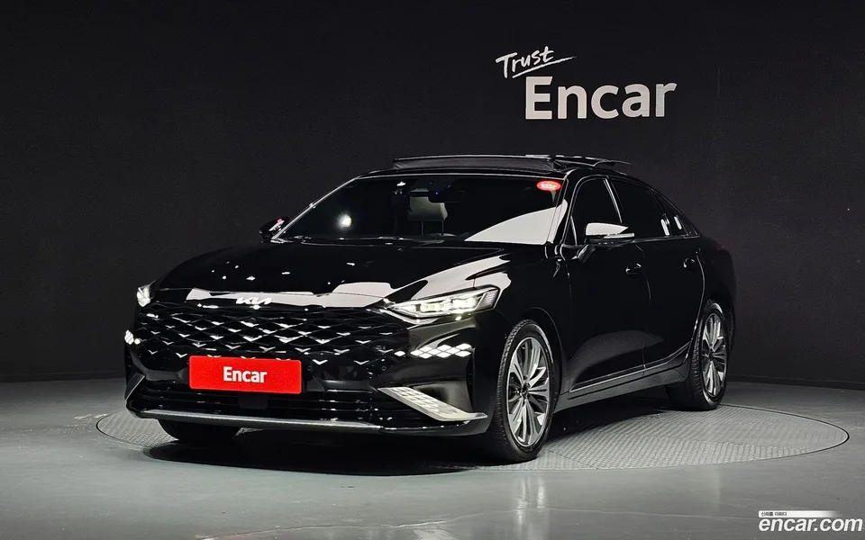 Kia K8 Hybrid 2023 — photo 1, buy with delivery to Moscow