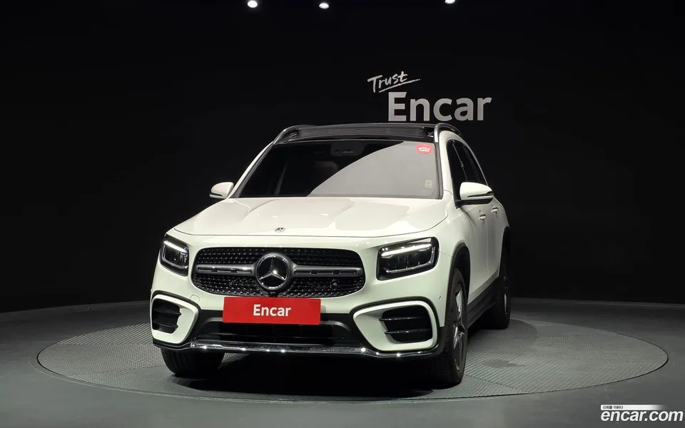 Mercedes-Benz GLB-Class GLB250 4MATIC 2024 — thumbnail 3