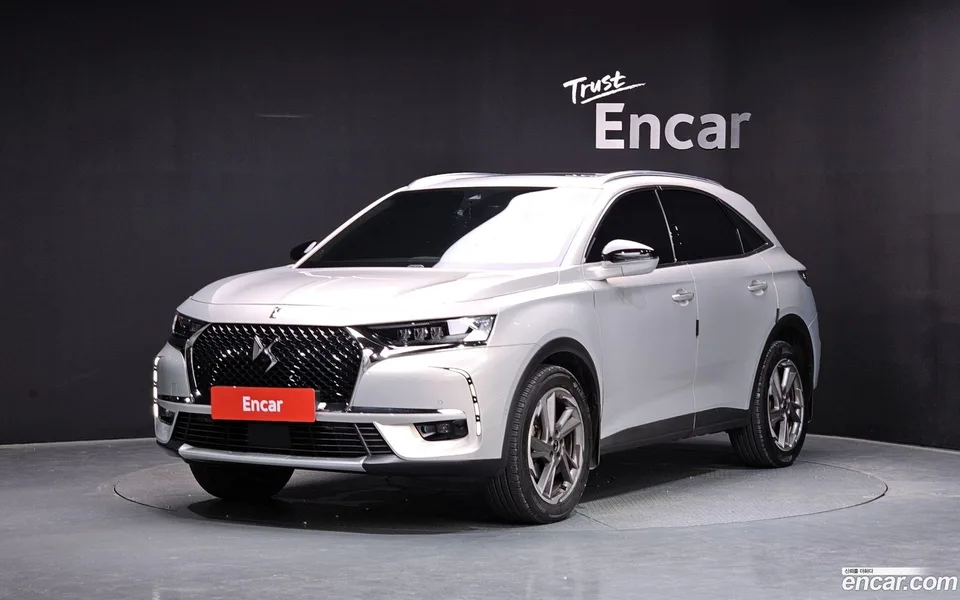 Citroen DS7 Crossback 1.2 PureTech 2022 — photo 1, buy with delivery to Moscow