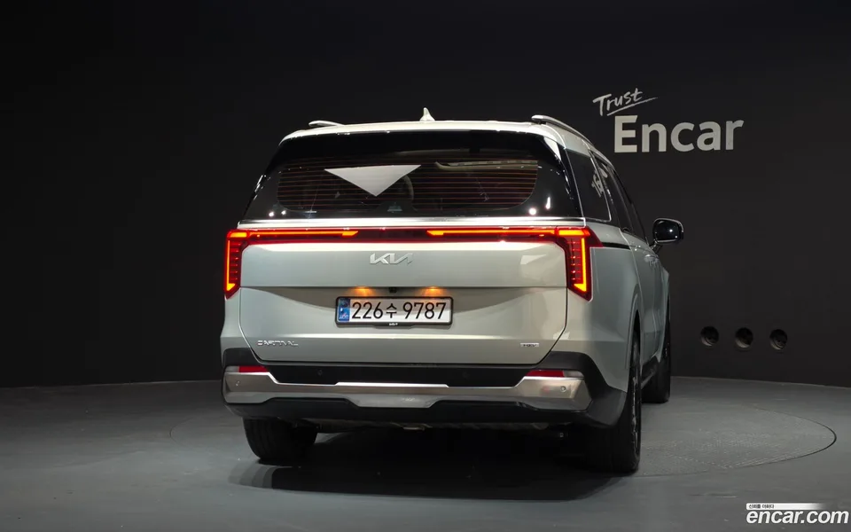 Kia Carnival HEV 7 2024 — thumbnail 4