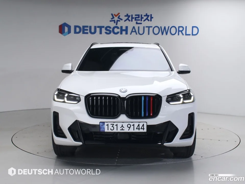 BMW X3 xDrive 30e M 2024 — thumbnail 3