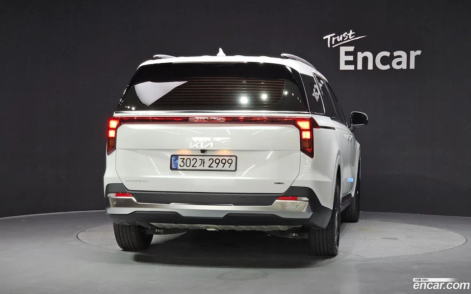 Kia Carnival HEV 9 2025 — thumbnail 4