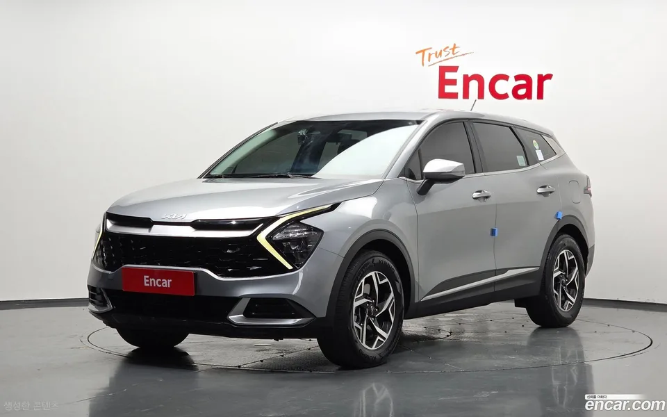 Kia Sportage 2.0 4WD 2022 — photo 1, buy with delivery to Moscow