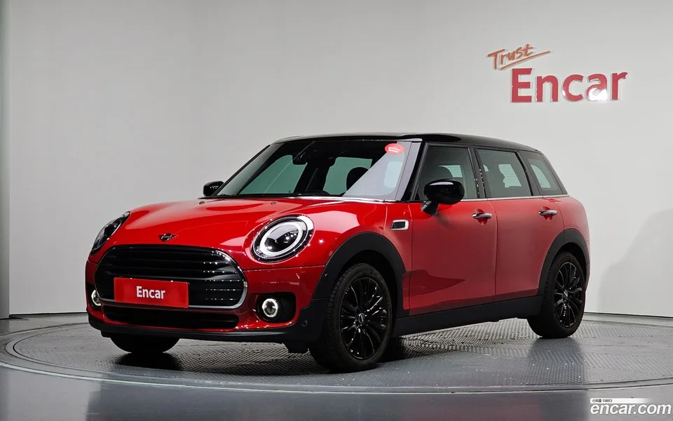 MINI Cooper Clubman 2024 — photo 1, buy with delivery to Moscow