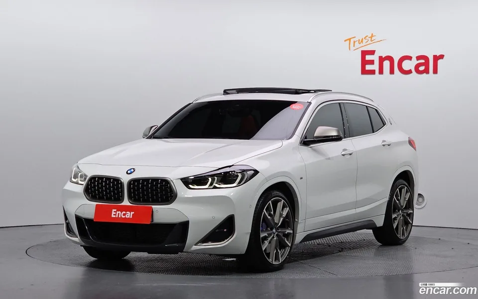 BMW X2 xDrive M35i 2022 — photo 1, buy with delivery to Moscow