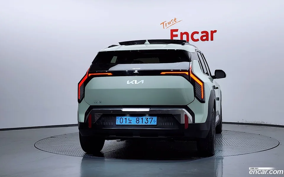 Kia EV3 2WD 2024 — thumbnail 4