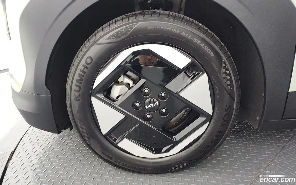 Kia EV3 2WD 2024 — thumbnail 5