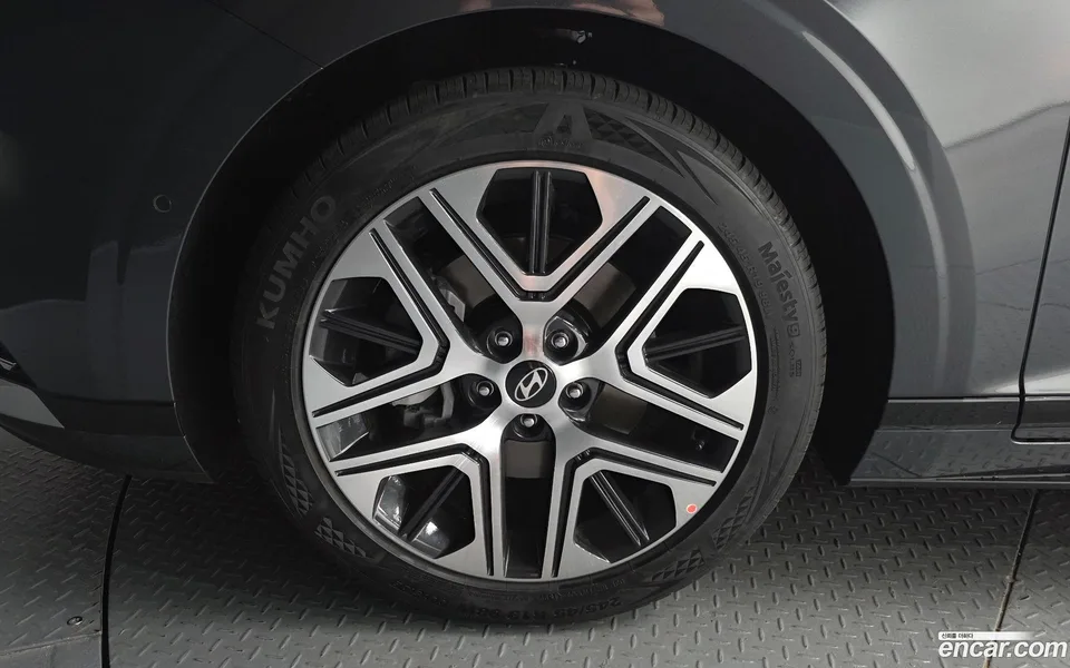 Hyundai Grandeur 2.5 2WD 2022 — thumbnail 2