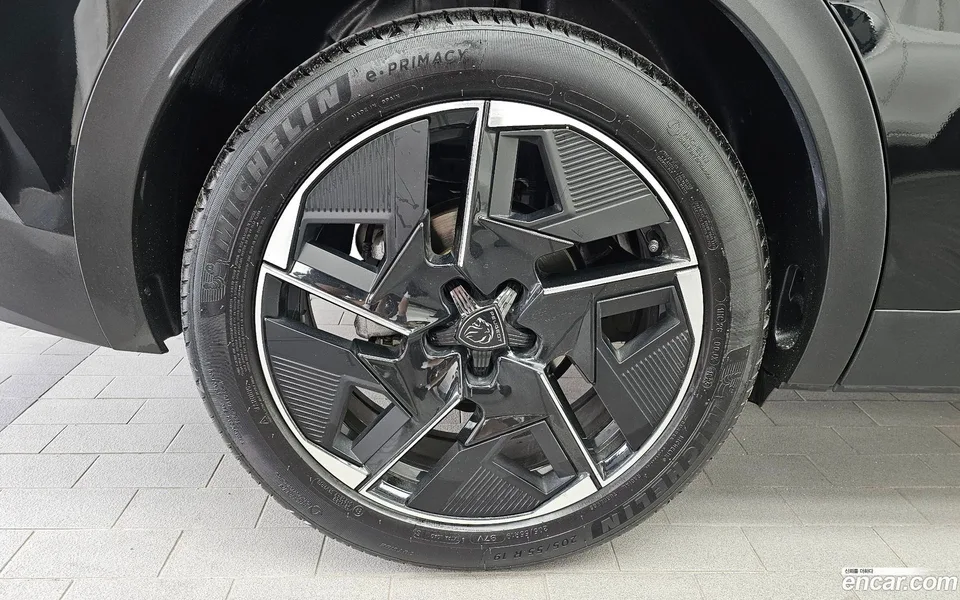 Peugeot 408 1.2 GT 2025 — thumbnail 2