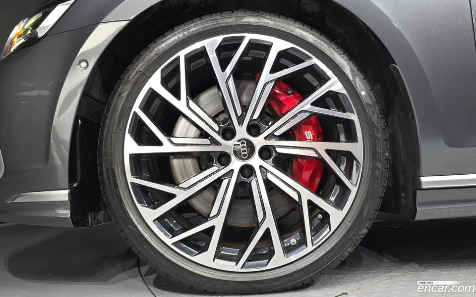 Audi S8 4.0 TFSI LWB 2025 — thumbnail 2