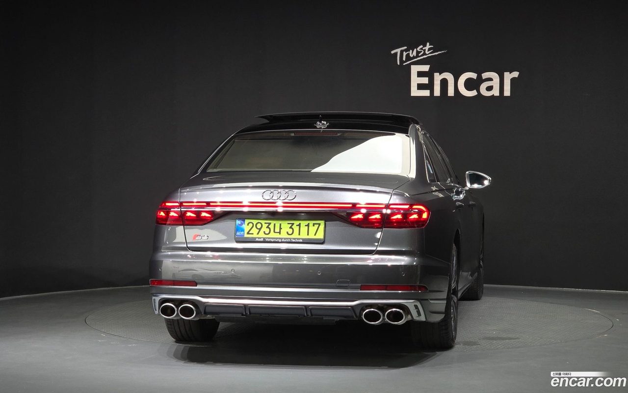 Audi S8 2025 — 4