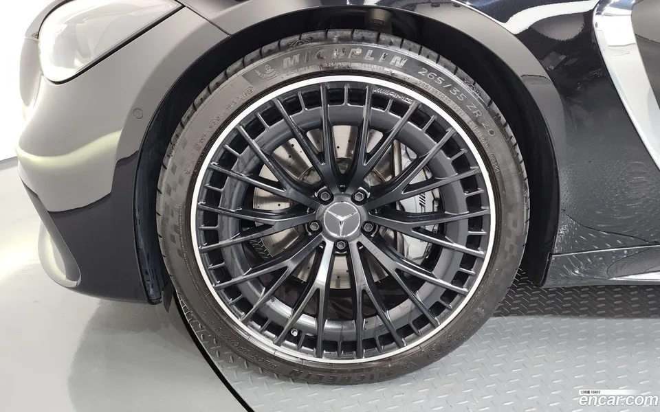 Mercedes-Benz CLE-Class AMG CLE53 4MATIC+ 2025 — thumbnail 2