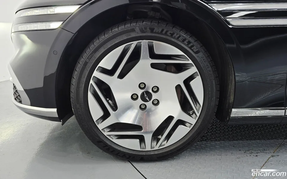 Genesis G90 3.5 e-S/C AWD LWB 2022 — thumbnail 5