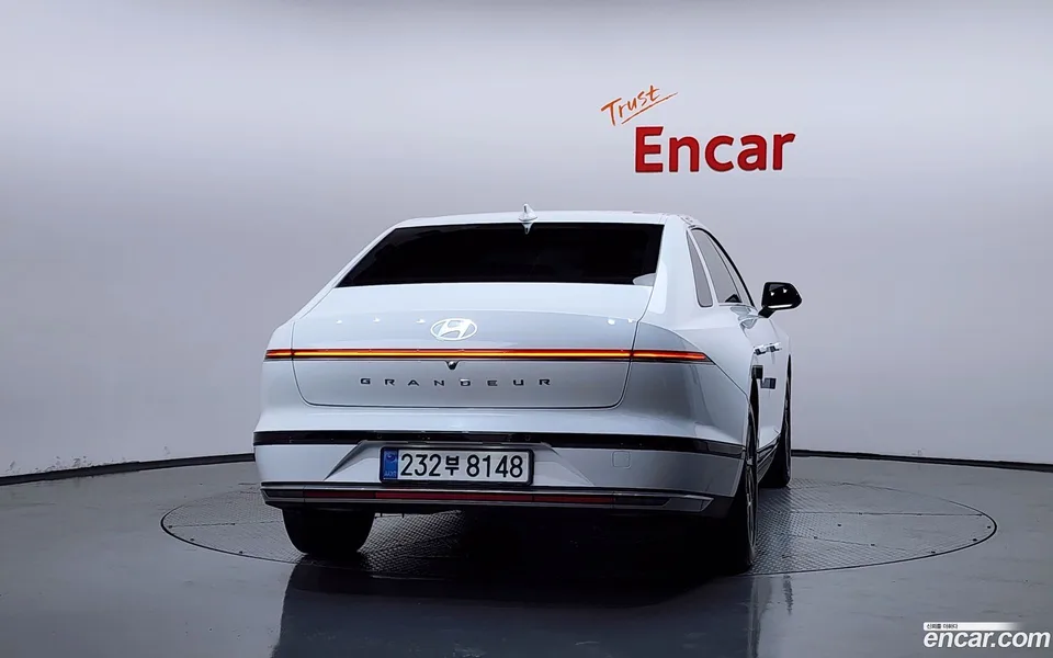 Hyundai Grandeur Hybrid 2025 — thumbnail 4
