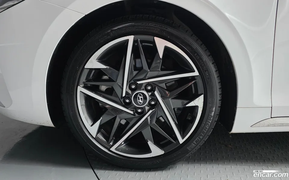 Hyundai Grandeur IG 3.3 2022 — thumbnail 2