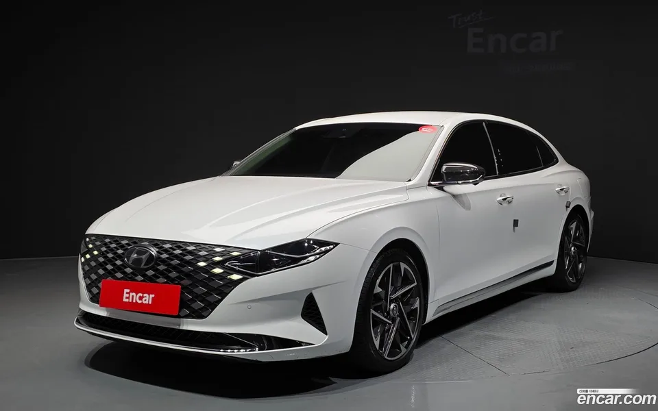 Hyundai Grandeur IG 3.3 2022 — photo 1, buy with delivery to Moscow