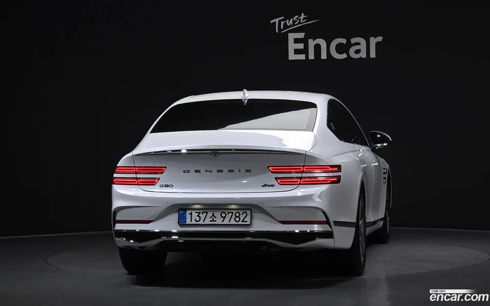 Genesis G80 2.5 AWD 2025 — thumbnail 4
