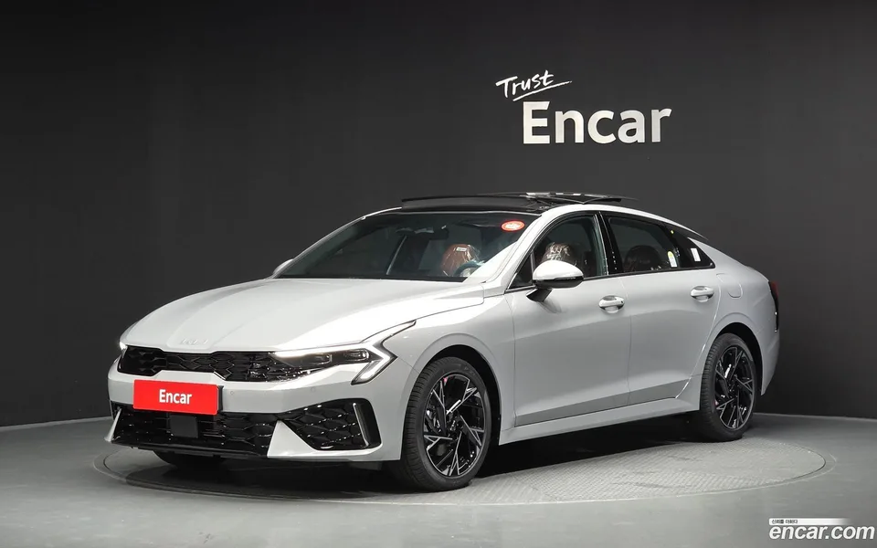 Kia K5 2.0 2026 — photo 1, buy with delivery to Moscow