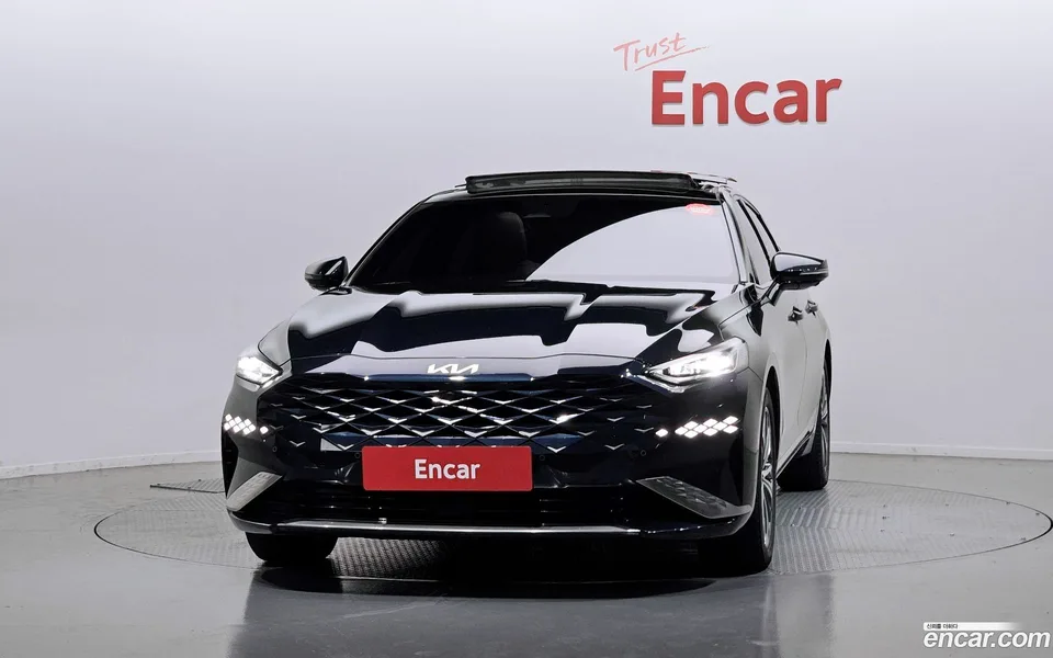 Kia K8 Hybrid 2023 — thumbnail 3