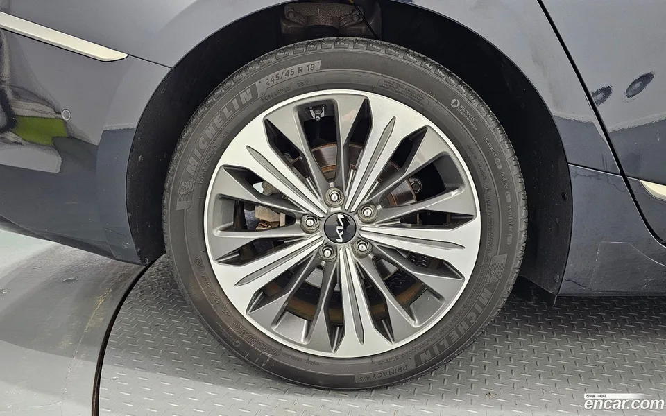 Kia K8 Hybrid 2023 — thumbnail 5