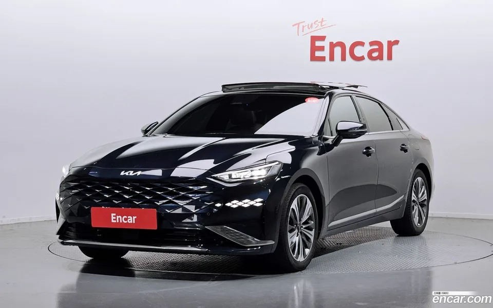 Kia K8 Hybrid 2023 — photo 1, buy with delivery to Moscow