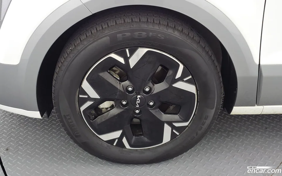 Kia Niro EV 2024 — thumbnail 2