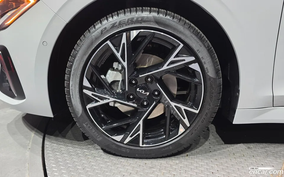 Kia K5 Hybrid 2026 — thumbnail 2
