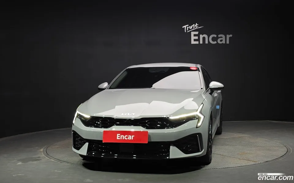 Kia K5 Hybrid 2026 — thumbnail 3