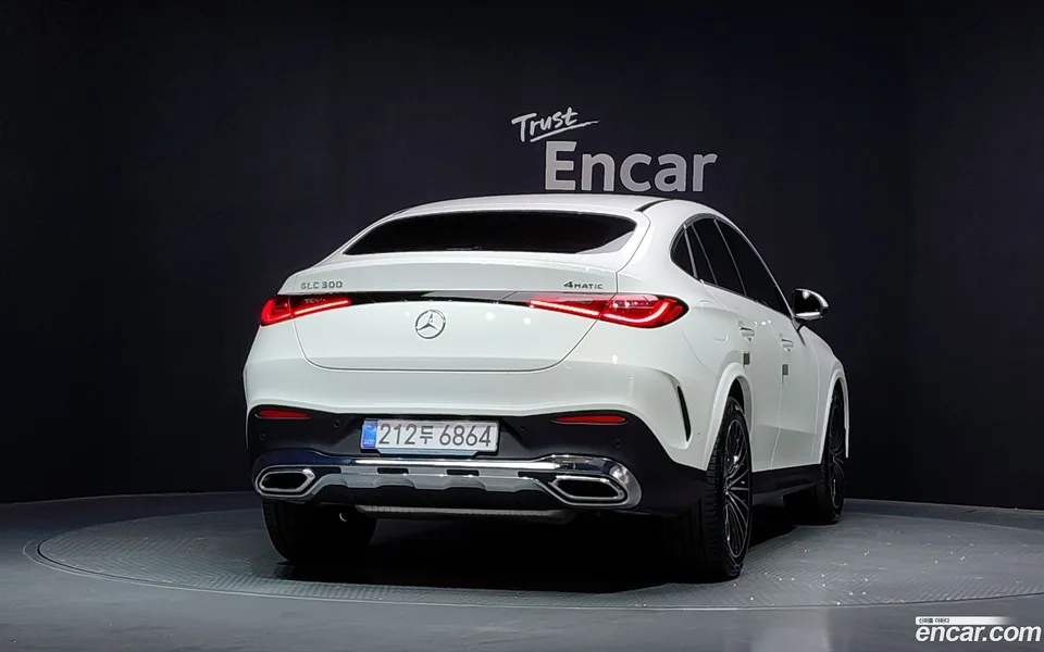 Mercedes-Benz GLC-Class GLC300 4MATIC 2025 — thumbnail 4