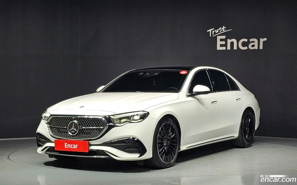 Mercedes-Benz E-Class E300 4MATIC AMG Line 2025 — photo 1, buy with delivery to Moscow