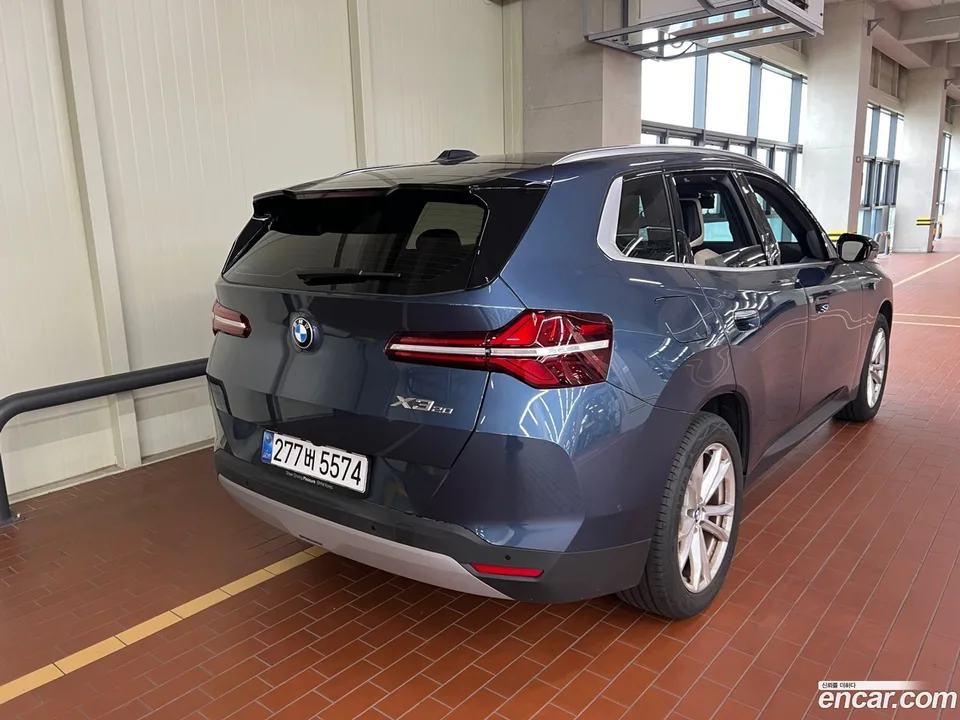 BMW X3 xDrive 20 2025 — thumbnail 2