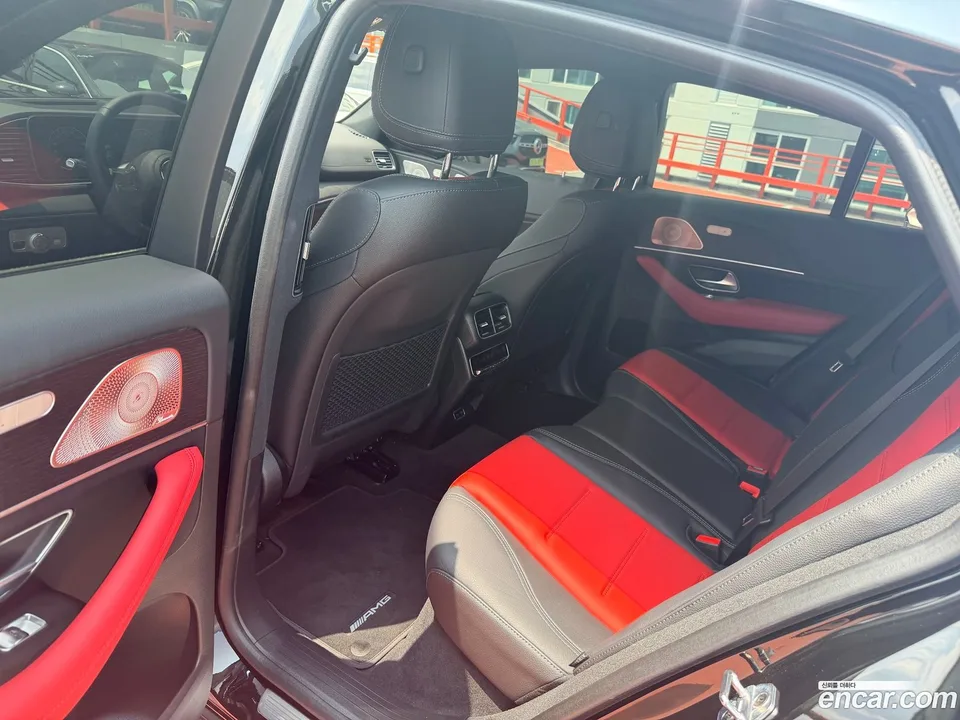 Mercedes-Benz GLE-Class GLE450 4MATIC 2025 — thumbnail 4