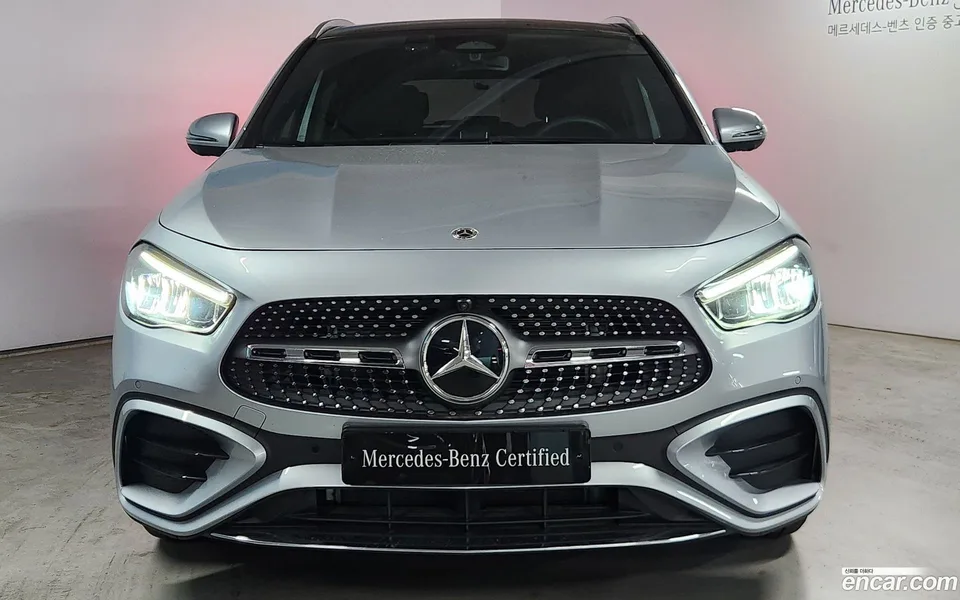 Mercedes-Benz GLA-Class GLA250 4MATIC 2025 — thumbnail 3