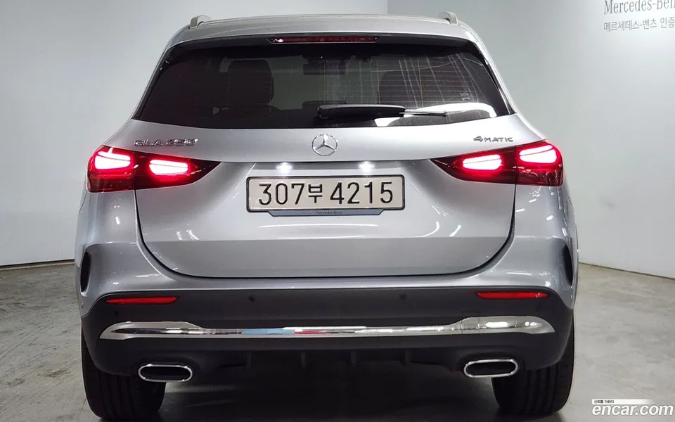Mercedes-Benz GLA-Class GLA250 4MATIC 2025 — thumbnail 4