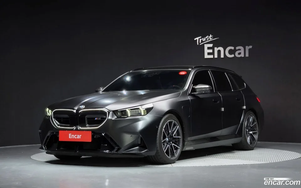 BMW M5 M5 2025 — photo 1, buy with delivery to Moscow