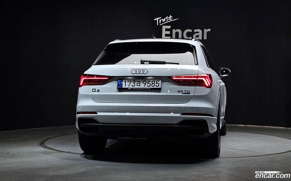 Audi Q3 35 TDI 2023 — thumbnail 4
