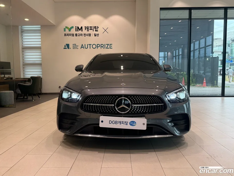 Mercedes-Benz E-Class E350 4MATIC AMG Line 2022 — thumbnail 3