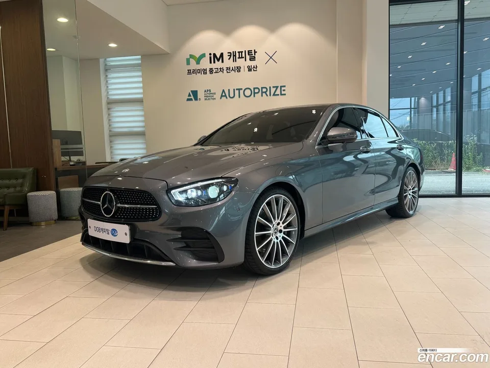 Mercedes-Benz E-Class E350 4MATIC AMG Line 2022 — photo 1, buy with delivery to Moscow