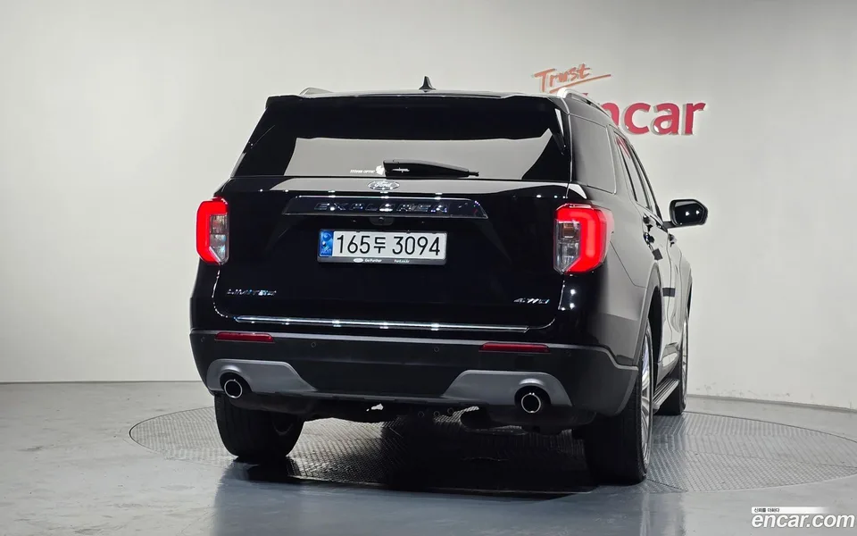 Ford Explorer 2.3 4WD 2022 — миниатюра 4